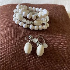 Bracelet and earrings